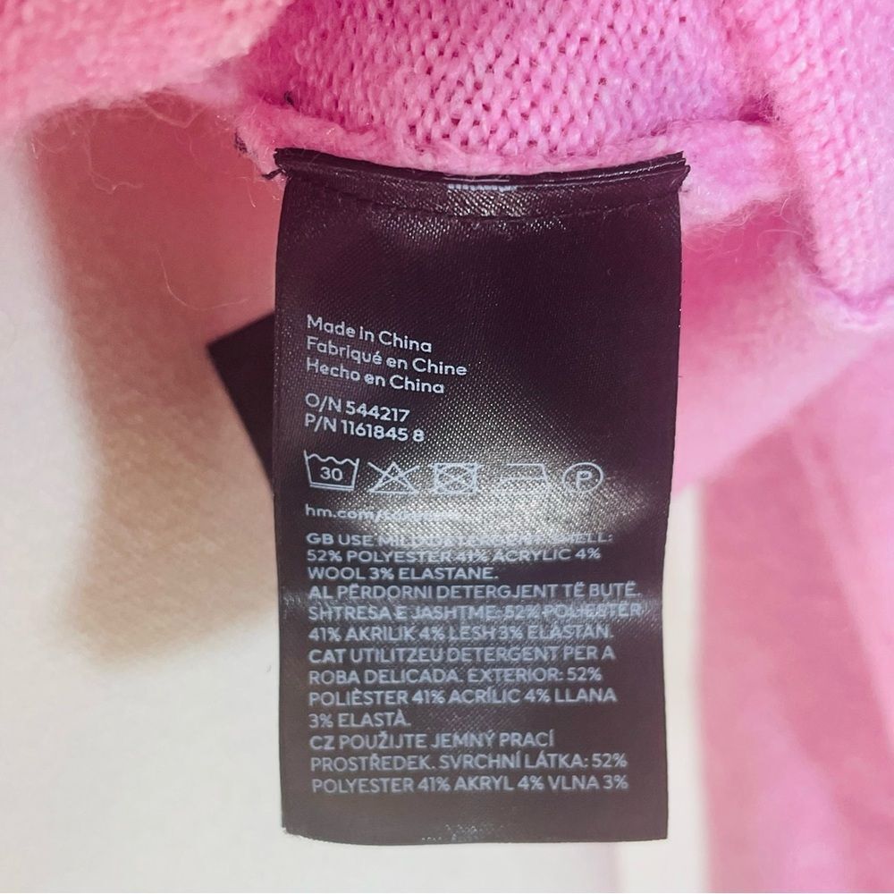 H&M Divided Pink Wool & Elastane Blend Pink “Love Around You” Sweater Size M - Picture 4 of 7
